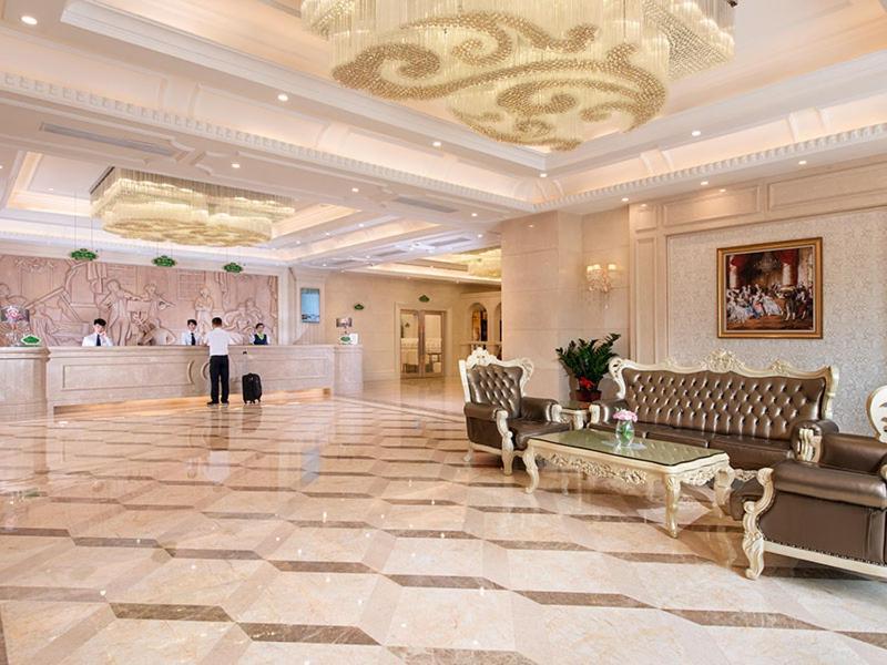 Vienna Hotel Zhongshan Xiaolan Exteriör bild